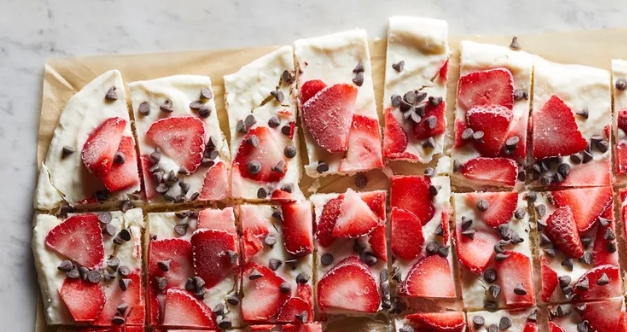 Strawberry-Chocolate Greek Yogurt Bark